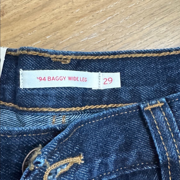 Levi's Indigo Denim Jeans - Picture 3 of 10